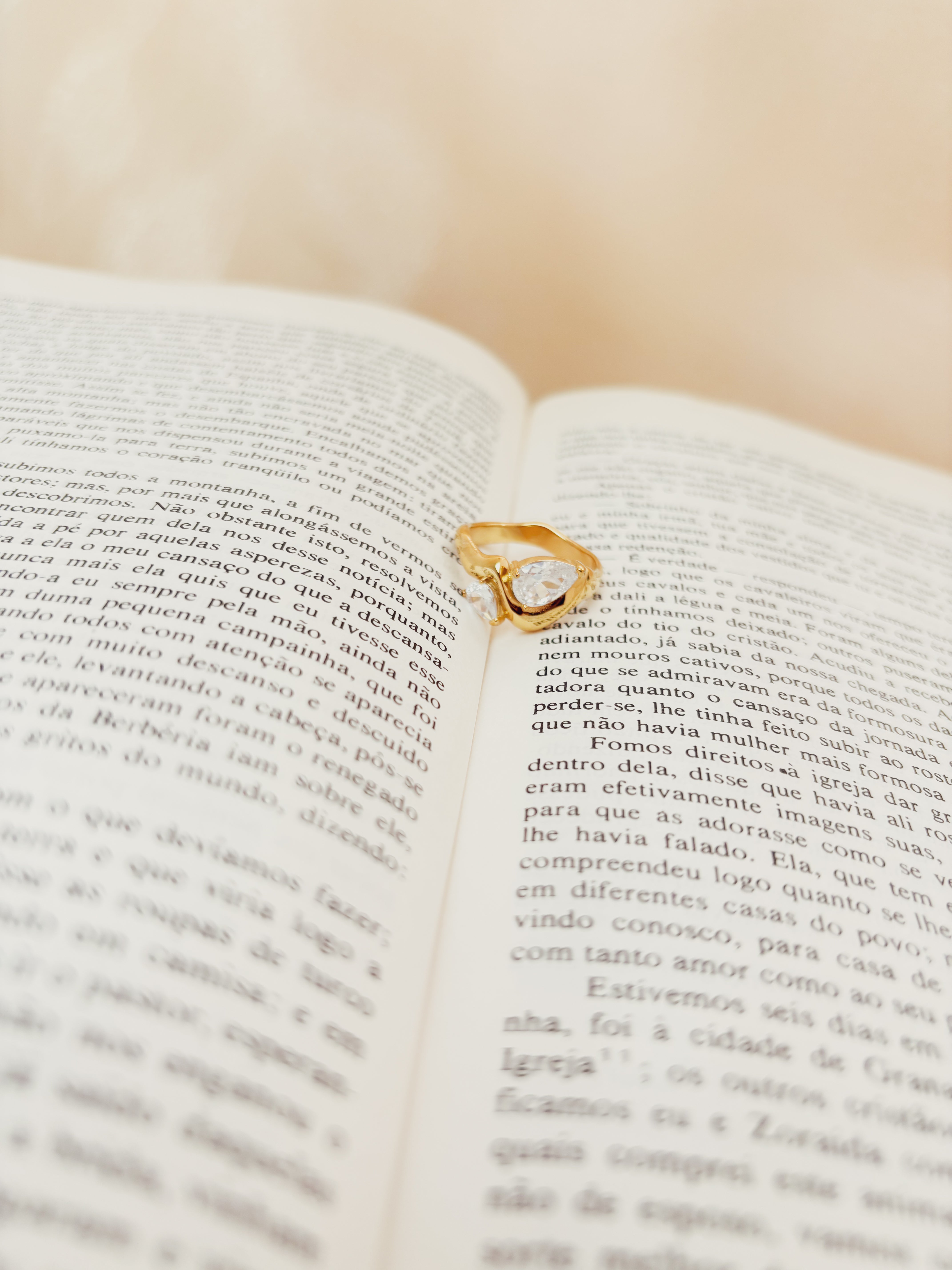 Anel Olivienne - Banhado a Ouro 18K