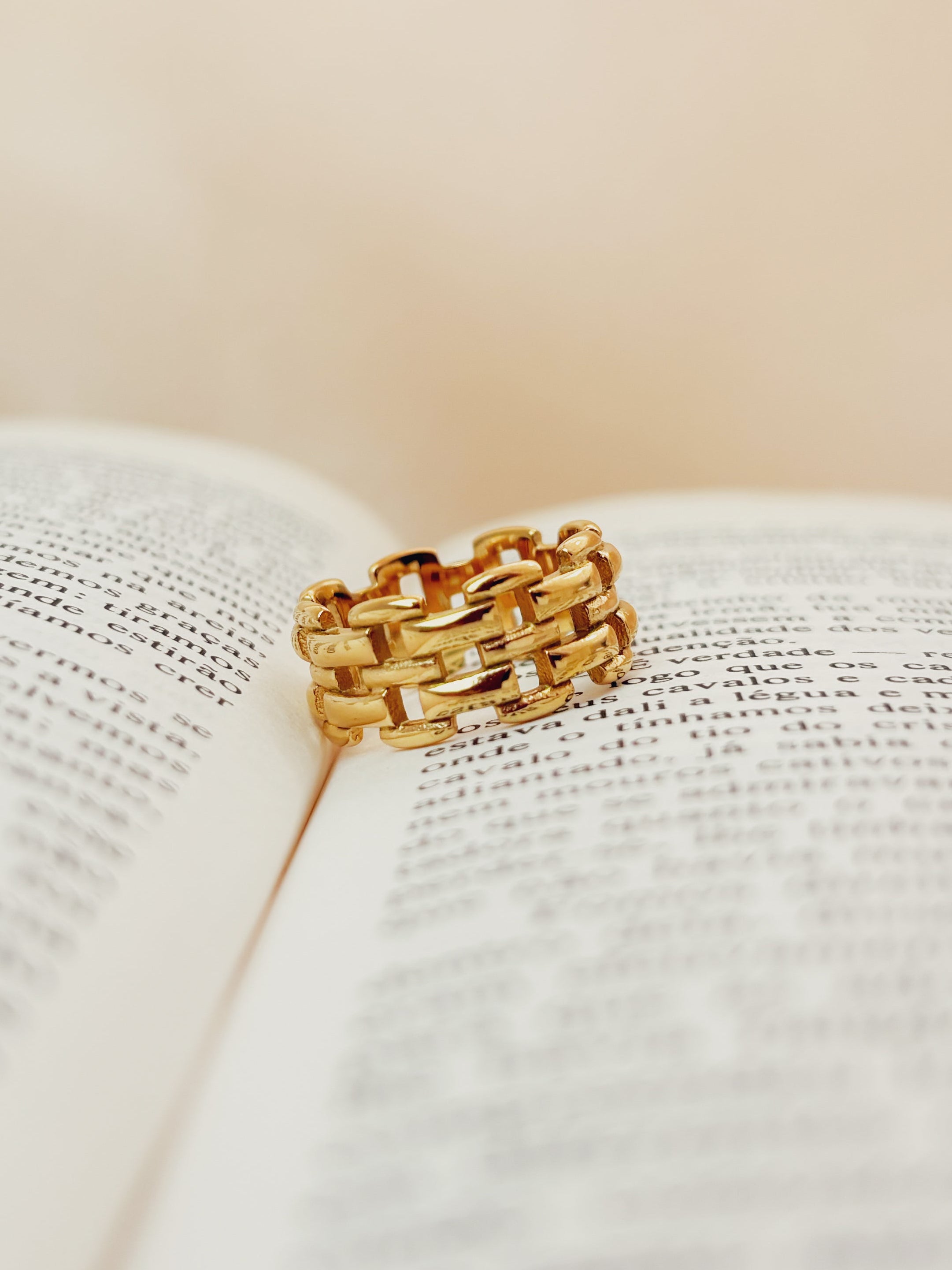 Anel Phylaren - Banhado a Ouro 18K