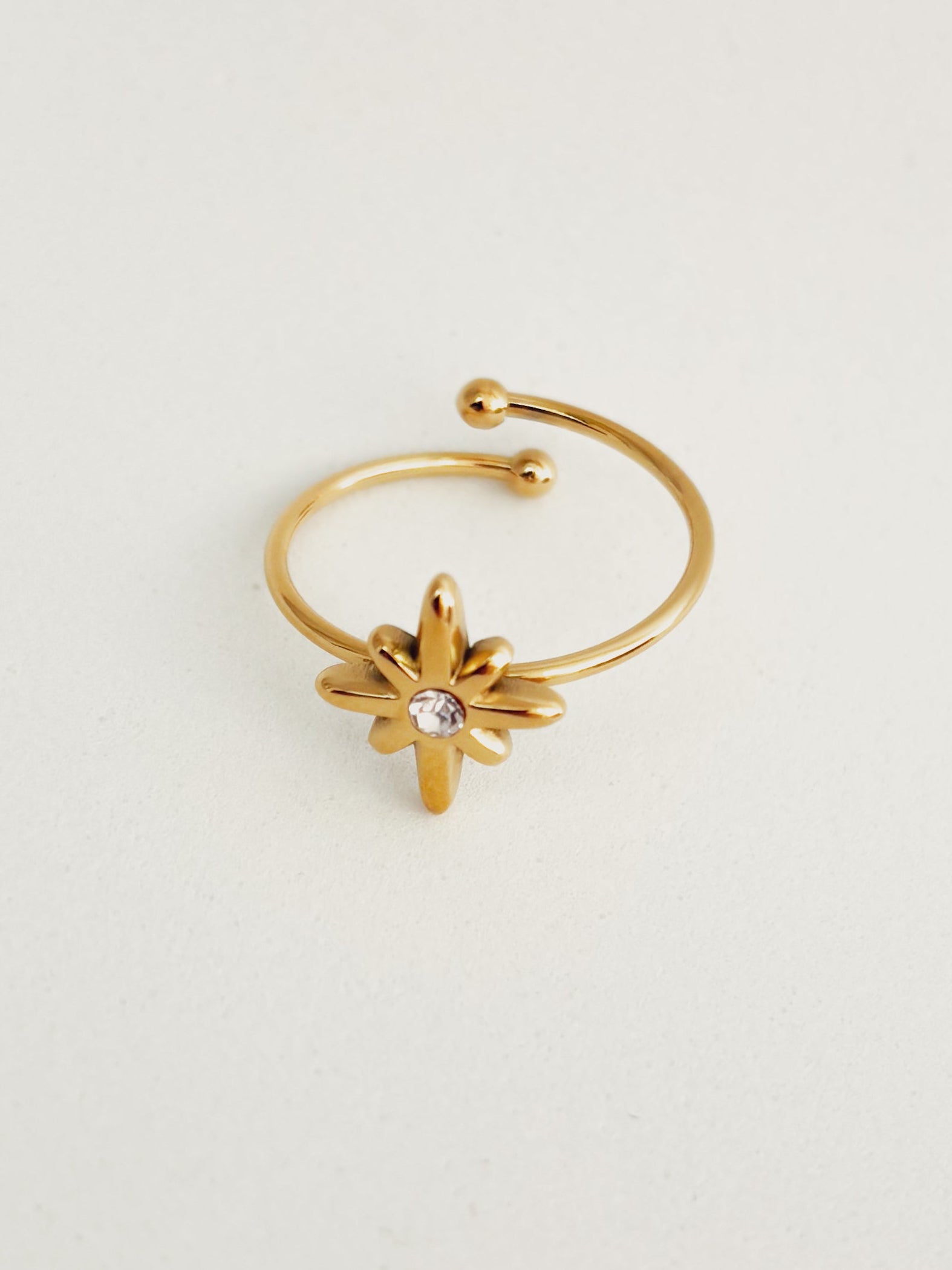 Anel Quorrae - Banhado a Ouro 18K