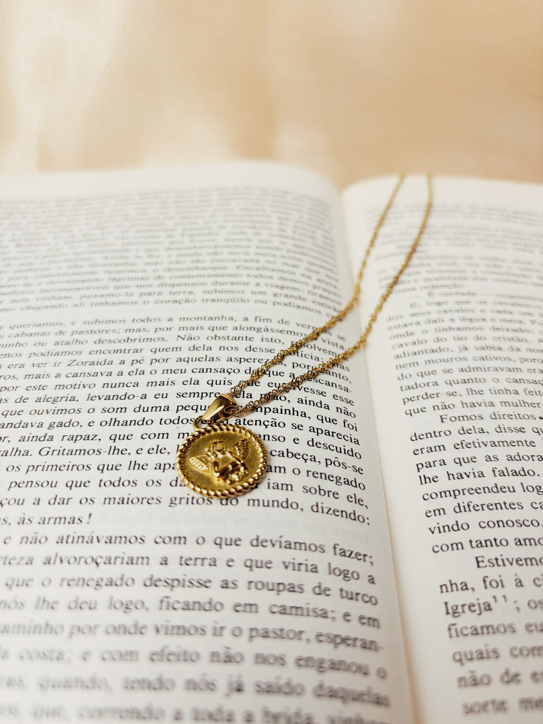 Colar Thalvoria - Banhado a Ouro 18K