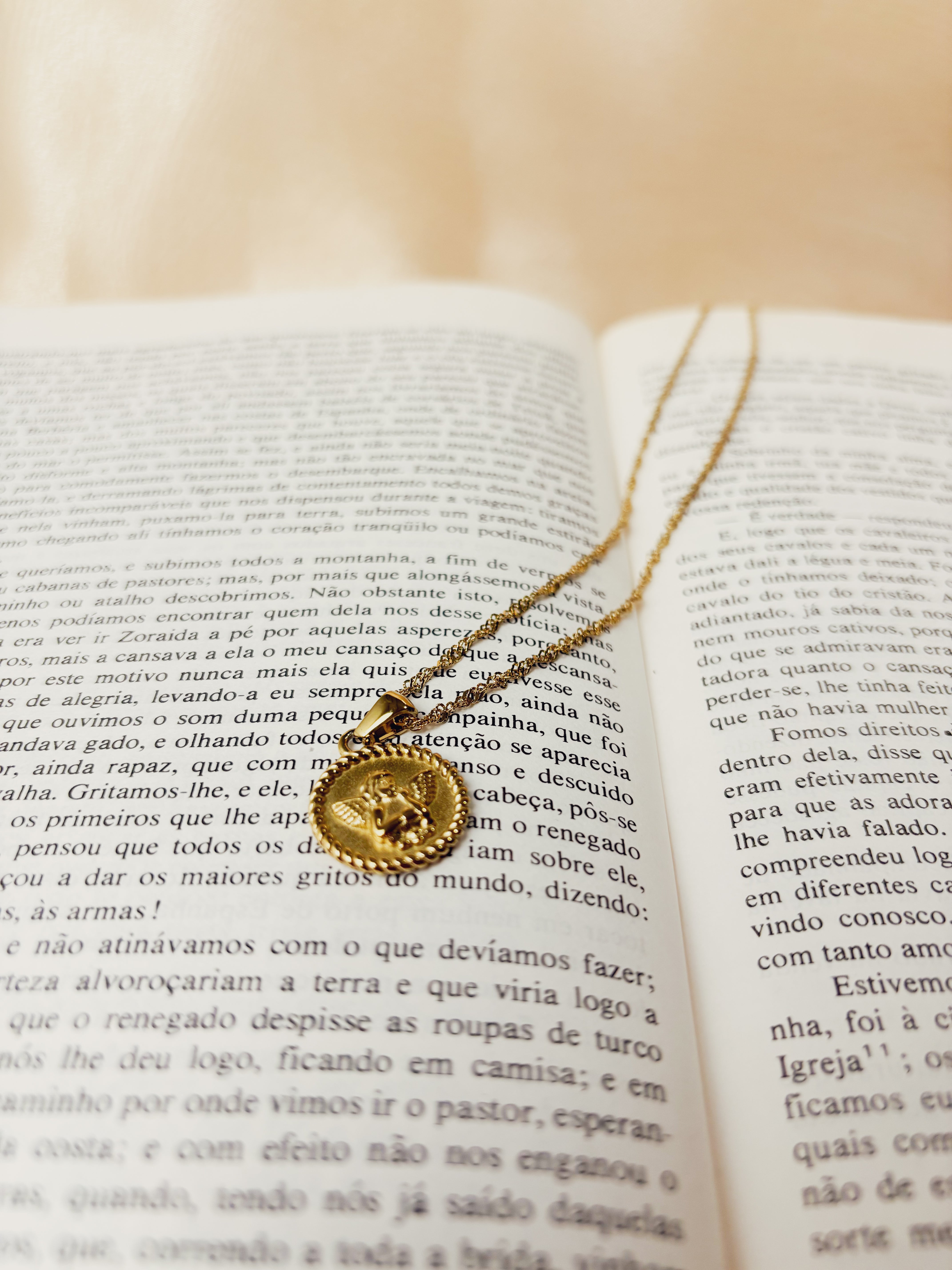 Colar Thalvoria - Banhado a Ouro 18K