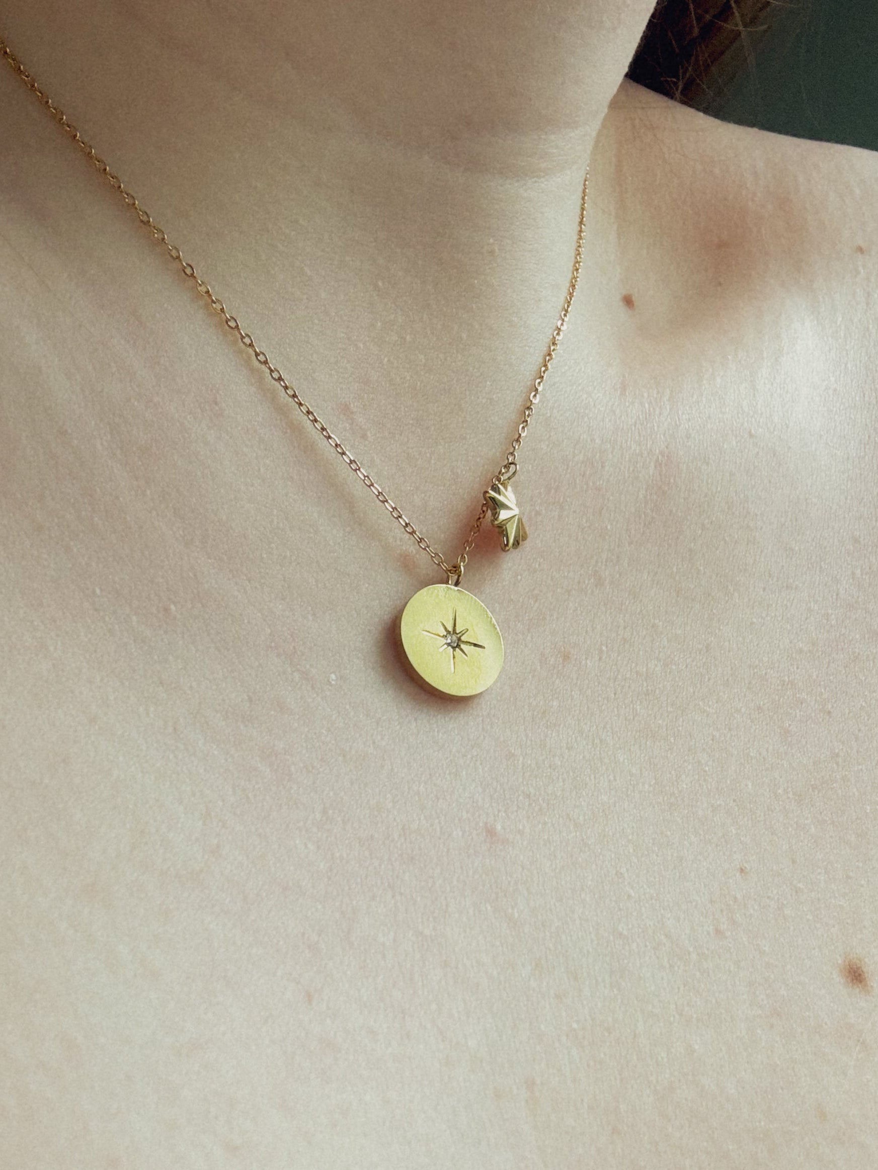 Colar Velryss - Banhado a Ouro 18K