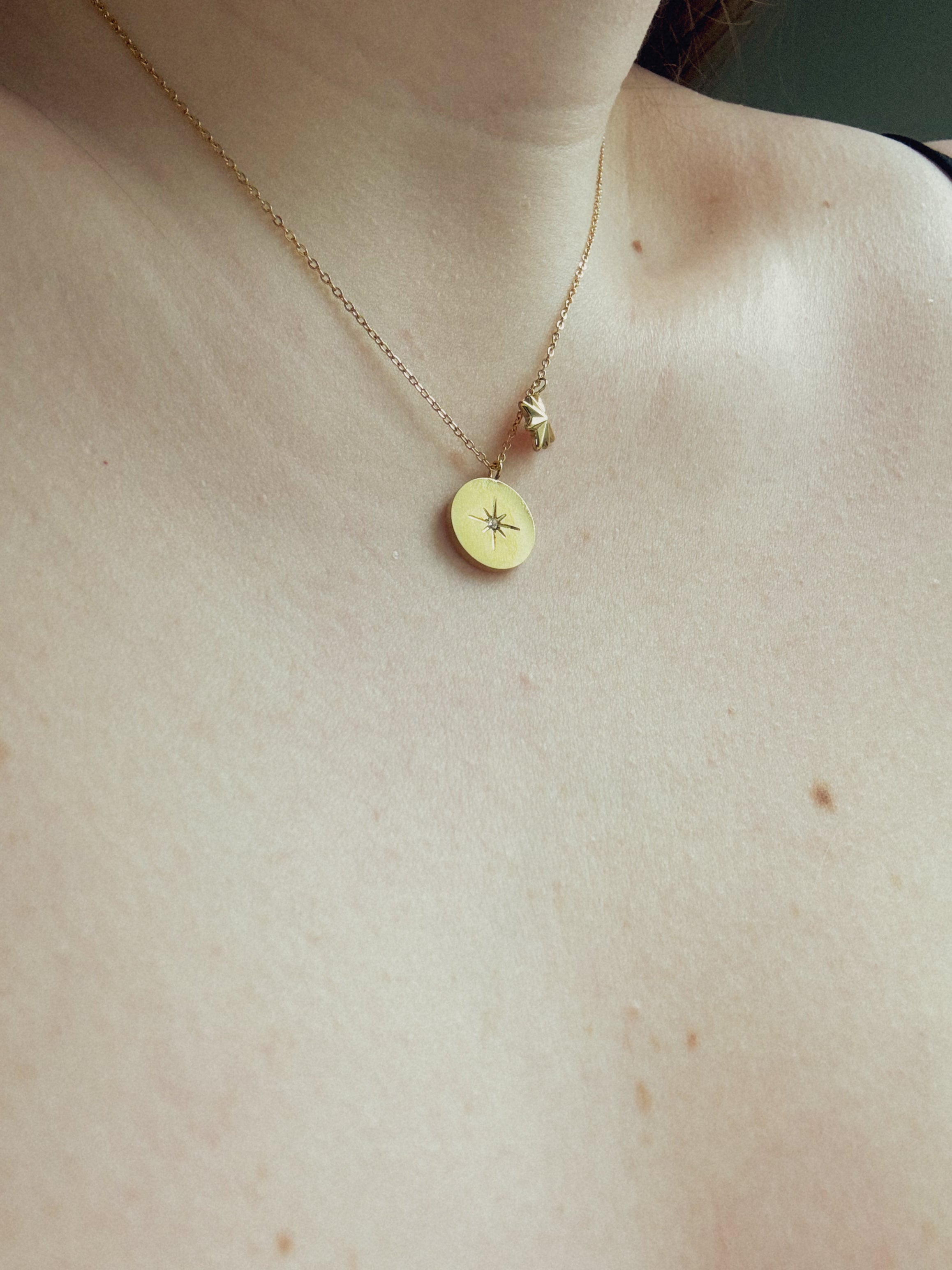 Colar Velryss - Banhado a Ouro 18K