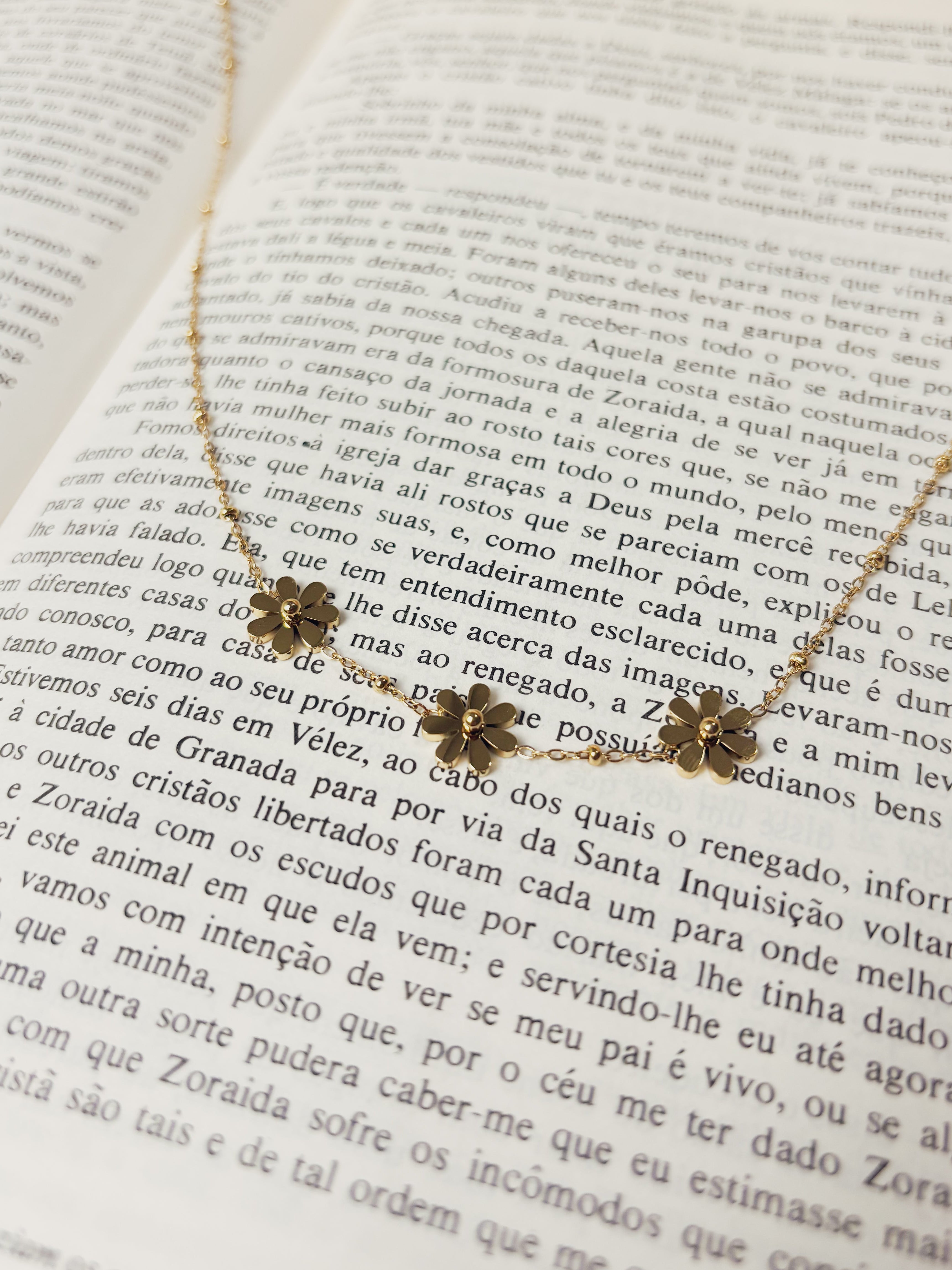 Colar Myrrion - Banhado a Ouro 18K