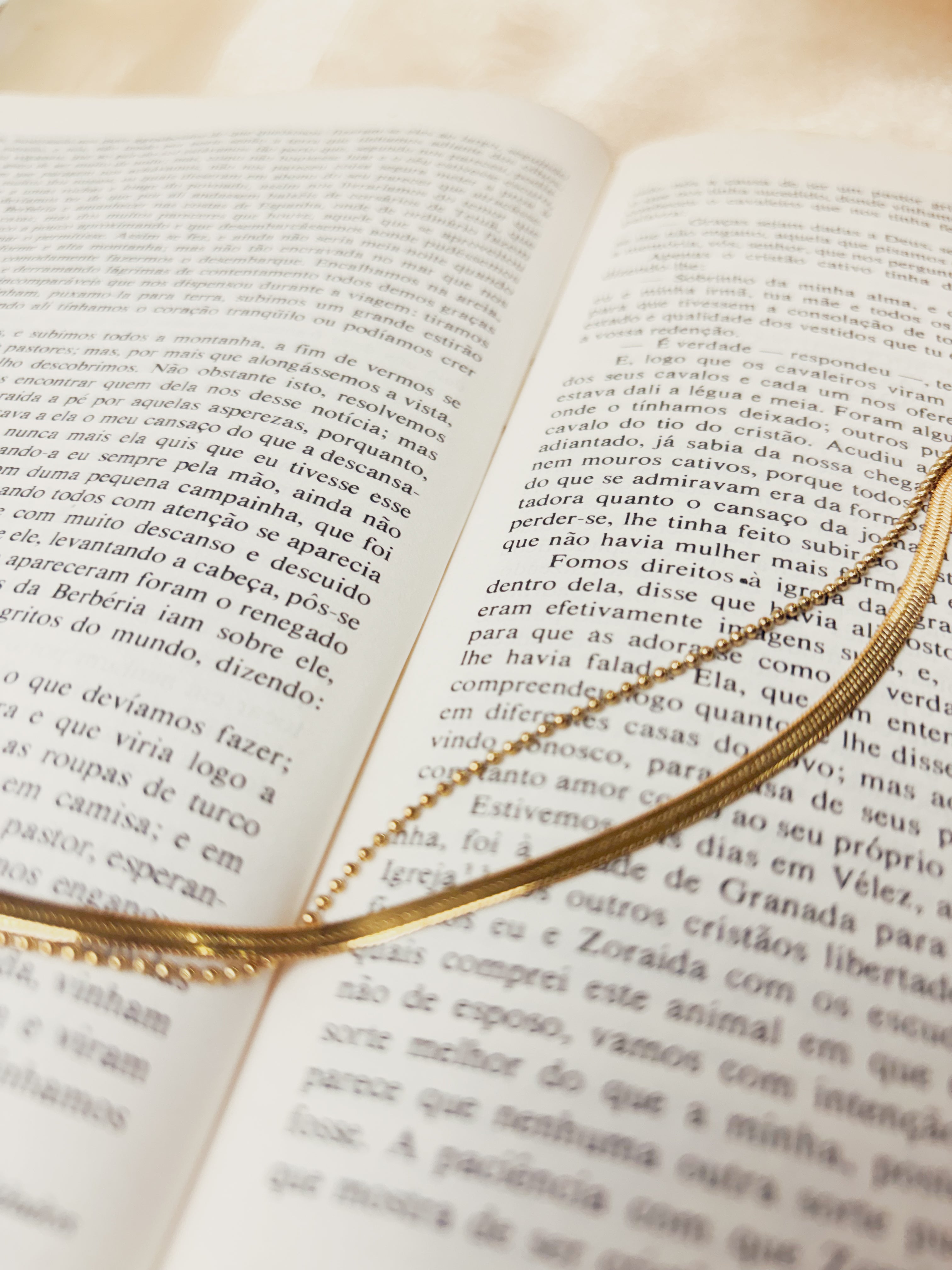 Tornozeleira Elyssrae - Banhada a Ouro 18K