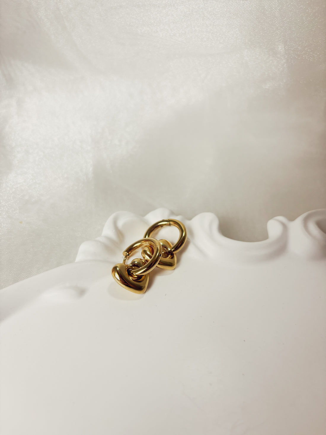 Brinco Veylora - Banhado a Ouro 18K