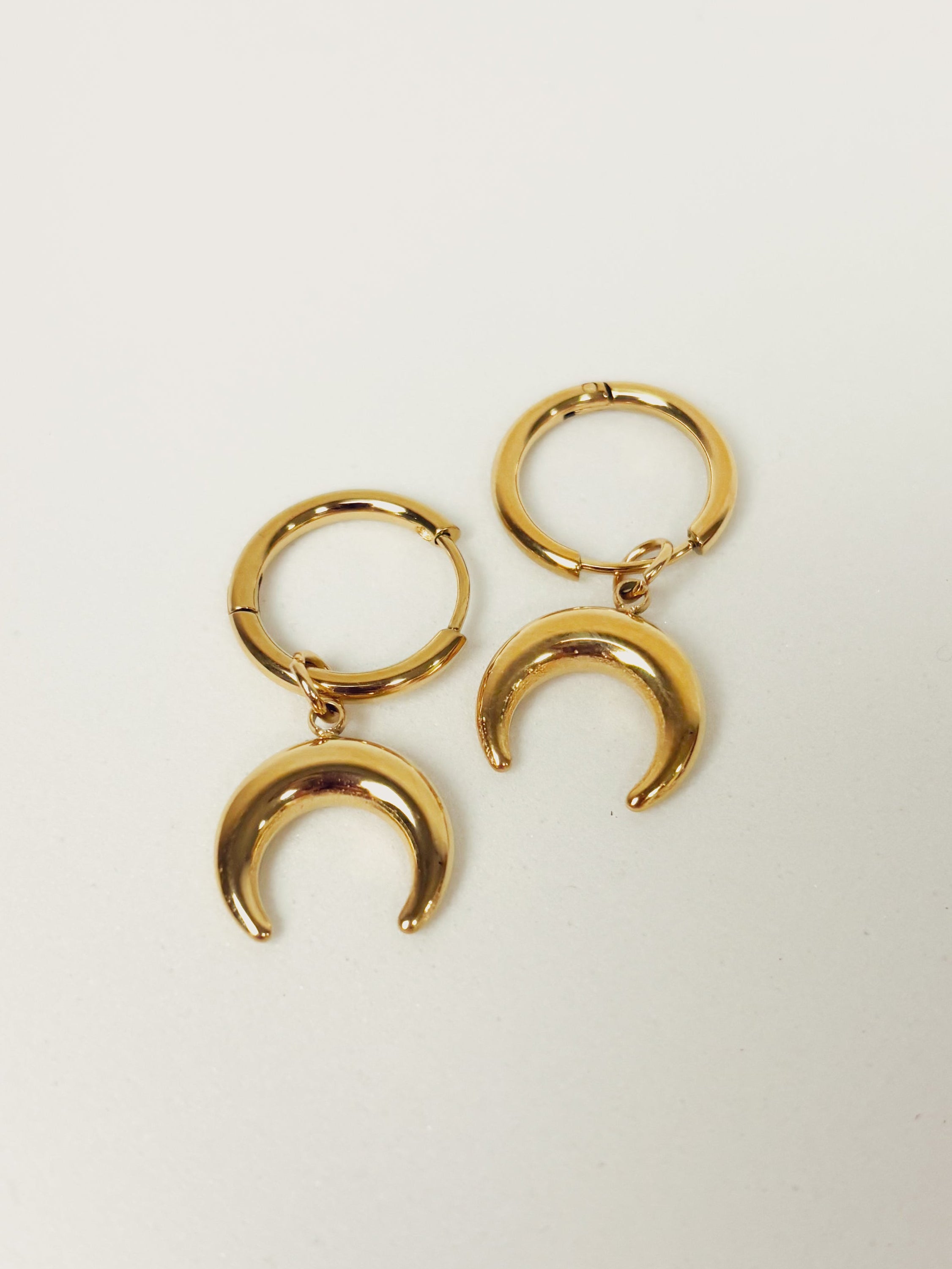 Brinco Belliora - Banhado a Ouro 18K