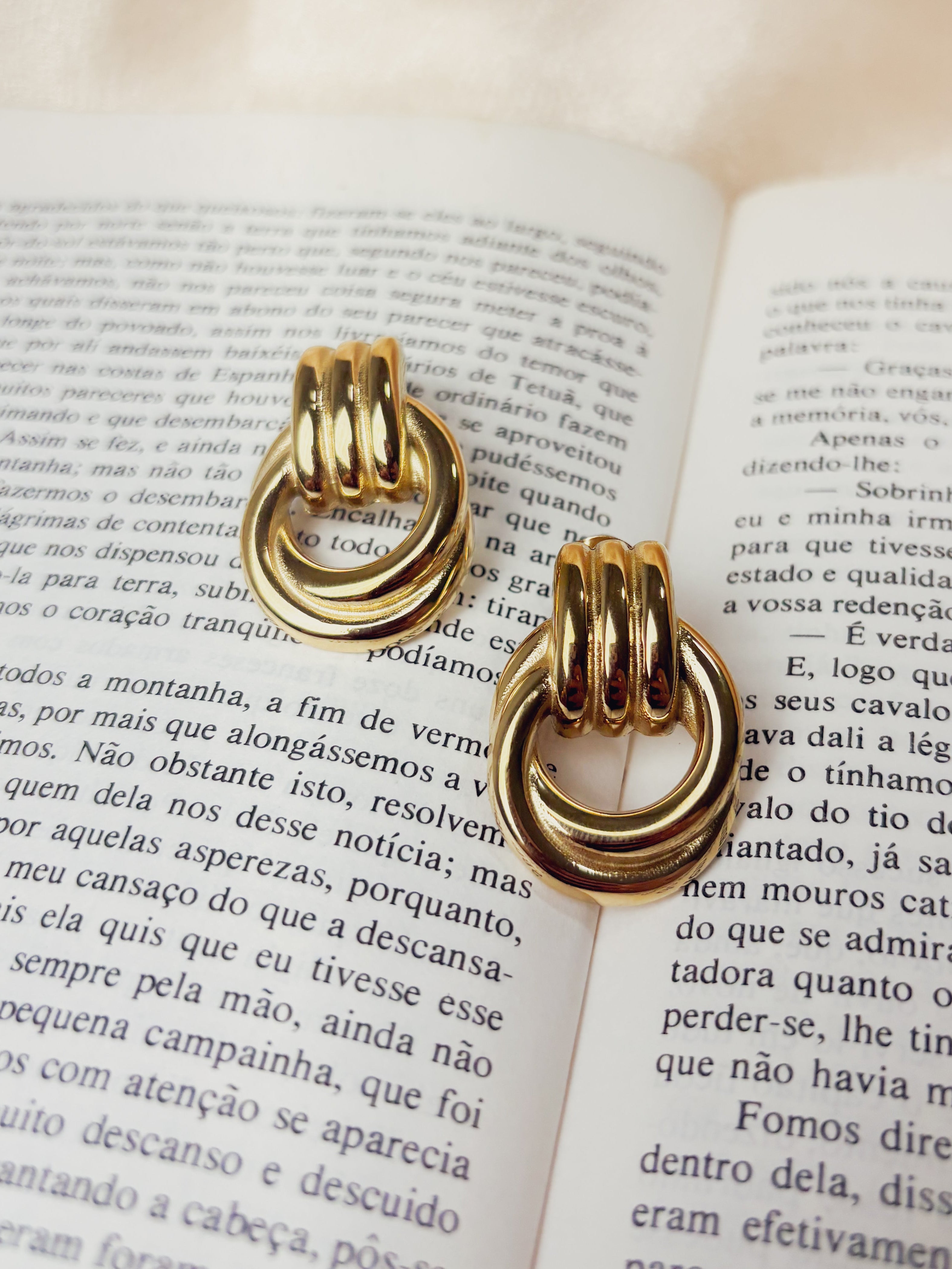 Brinco Astrion - Banhado a Ouro 18K