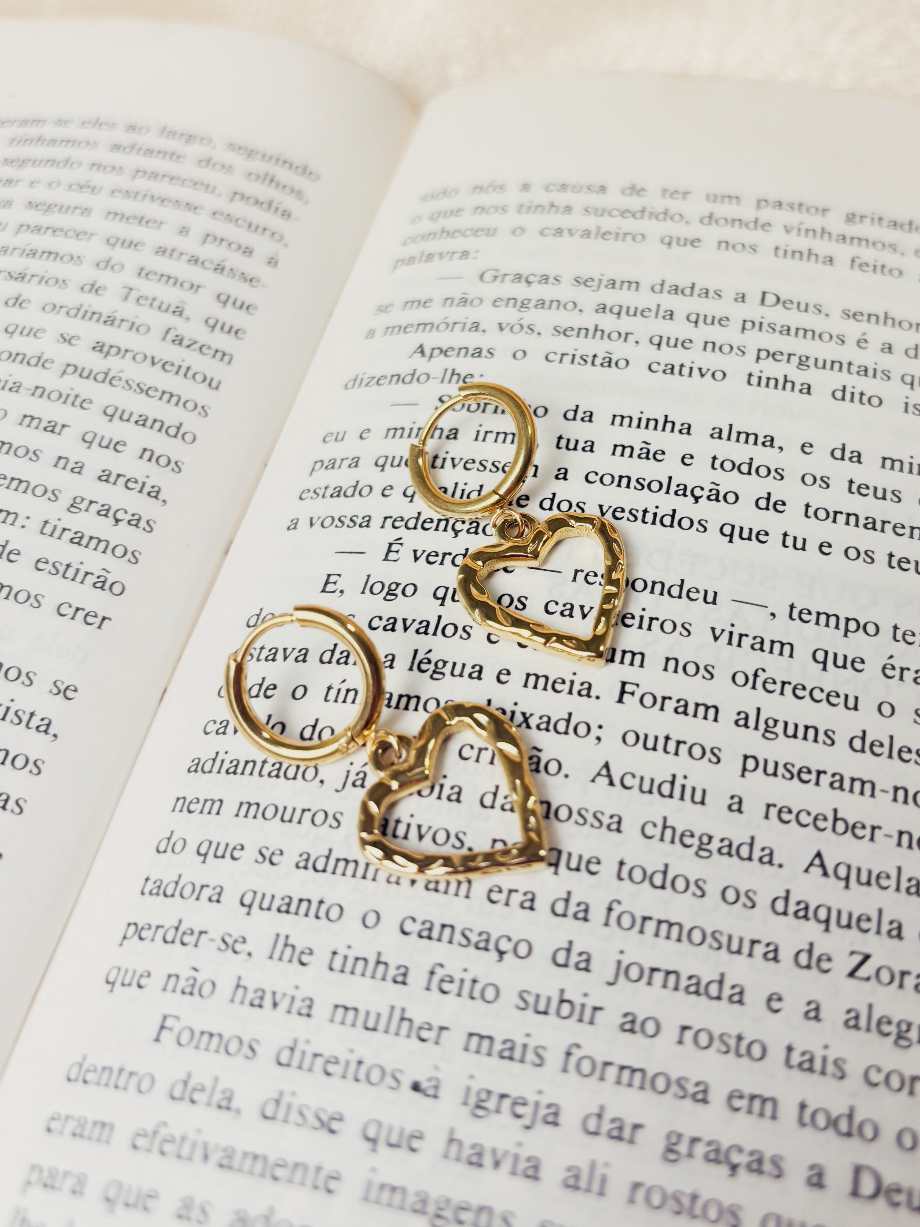 Brinco Vorynna - Banhado a Ouro 18K