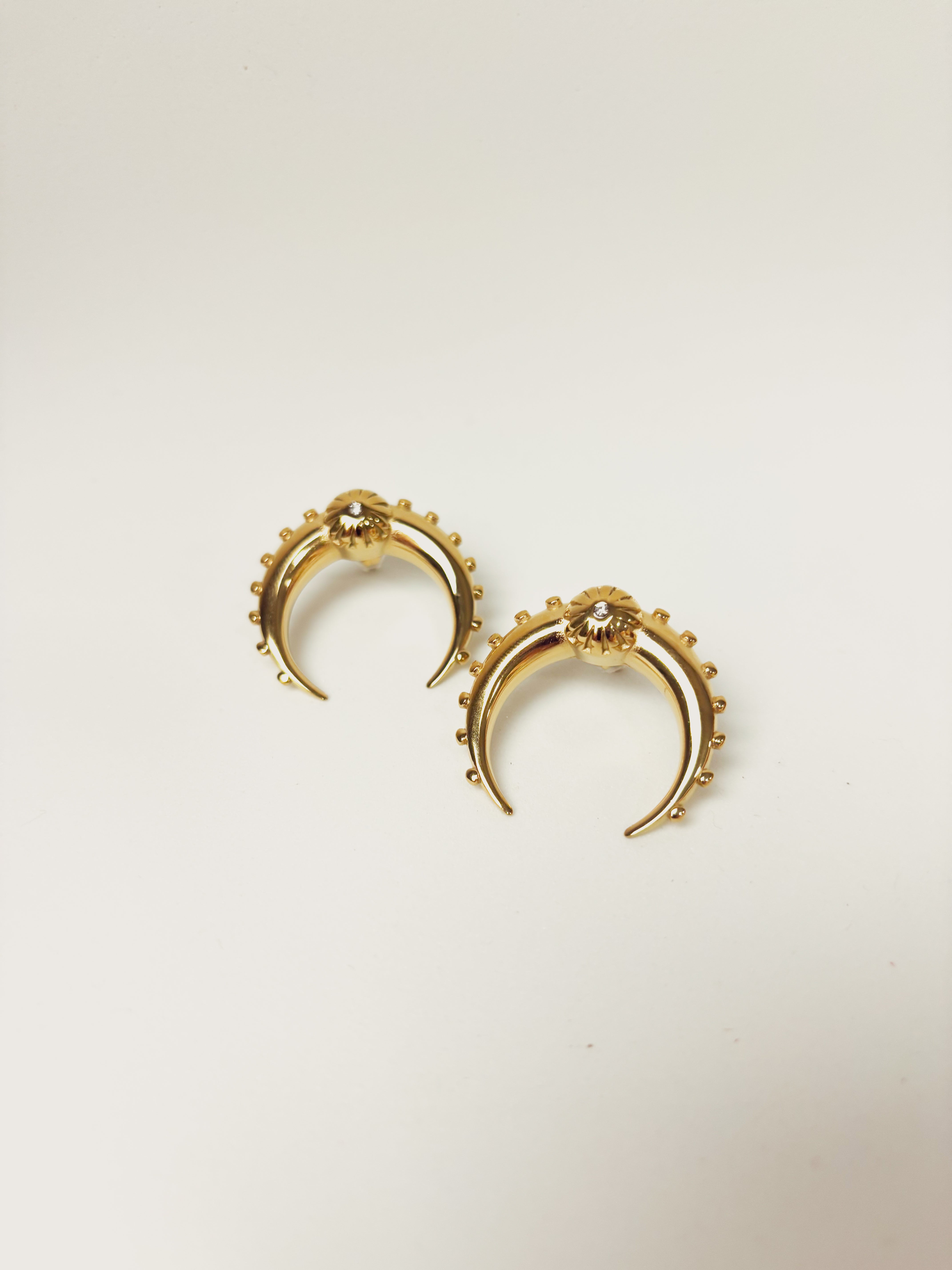 Brinco Velorae - Banhado a Ouro 18K
