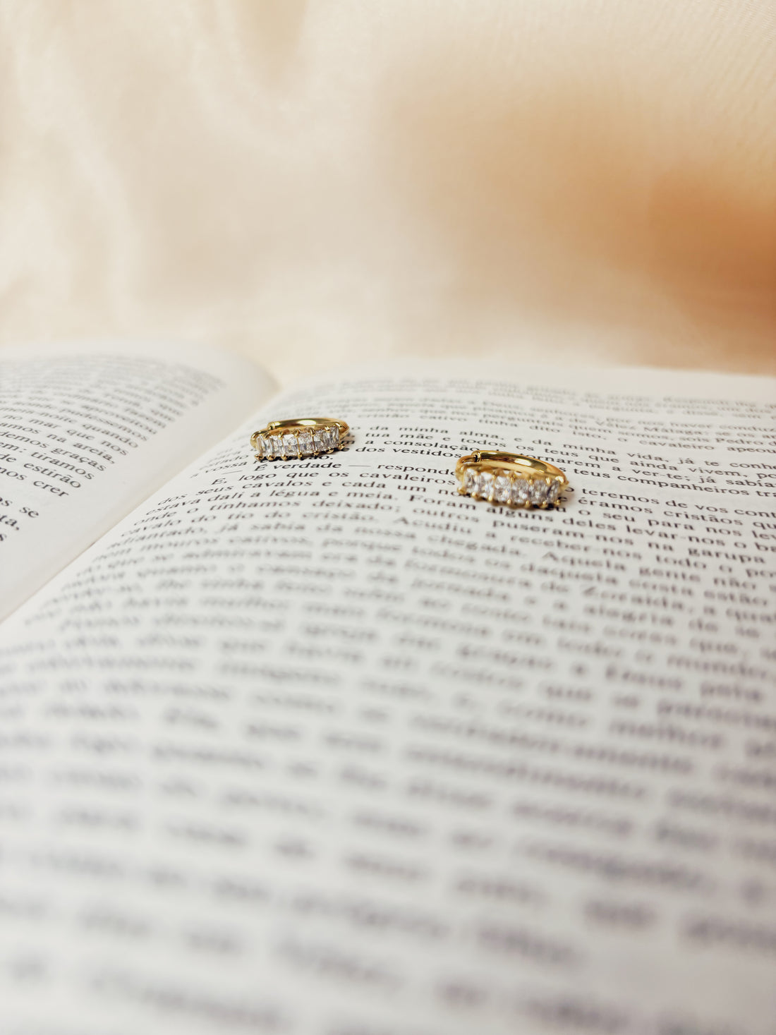 Brinco Lurexis - Banhado a Ouro 18K