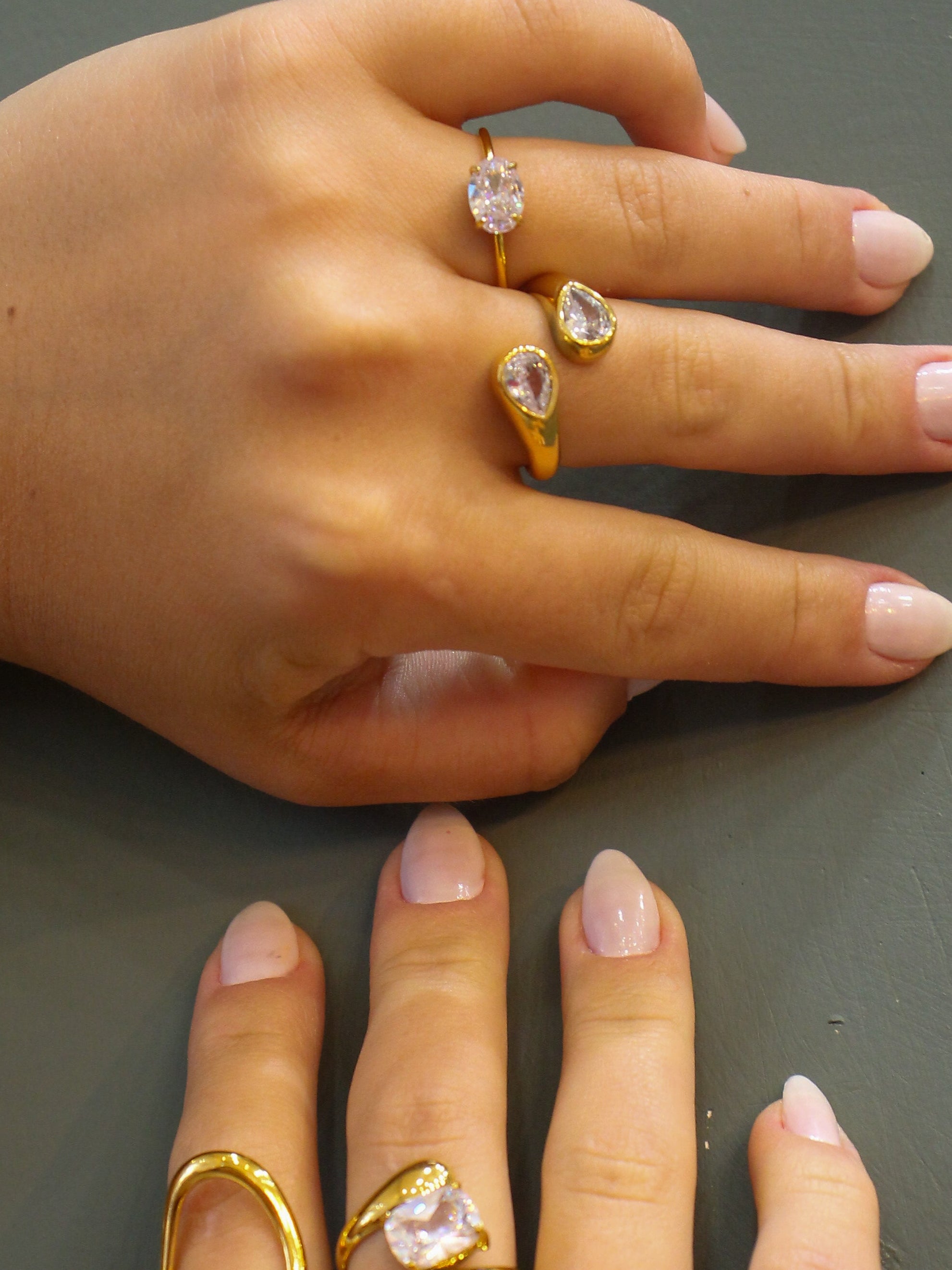 Anel Cyralis - Banhado a Ouro 18K