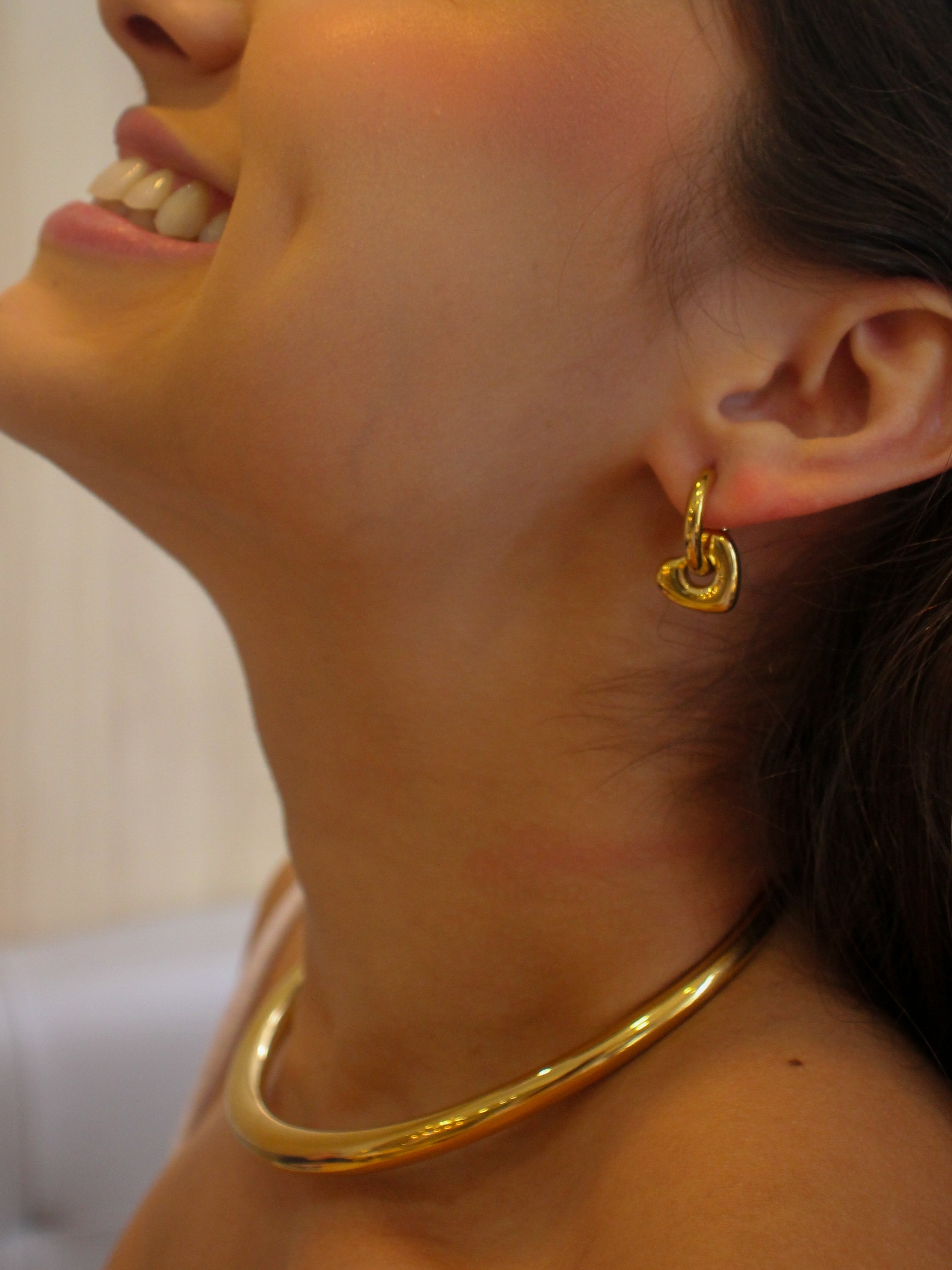 Brinco Veylora - Banhado a Ouro 18K